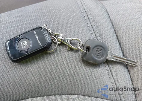 2012 Chevrolet Traverse Ls z USA, uszkodzony, nr VIN 1GNKVFEDXCJ270237